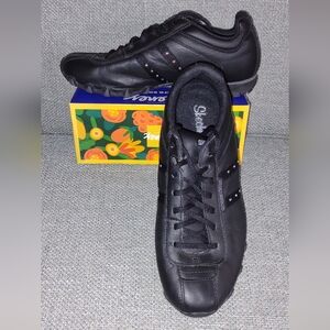 Firm Final price!*Skechers Sparkly sneakers(8)